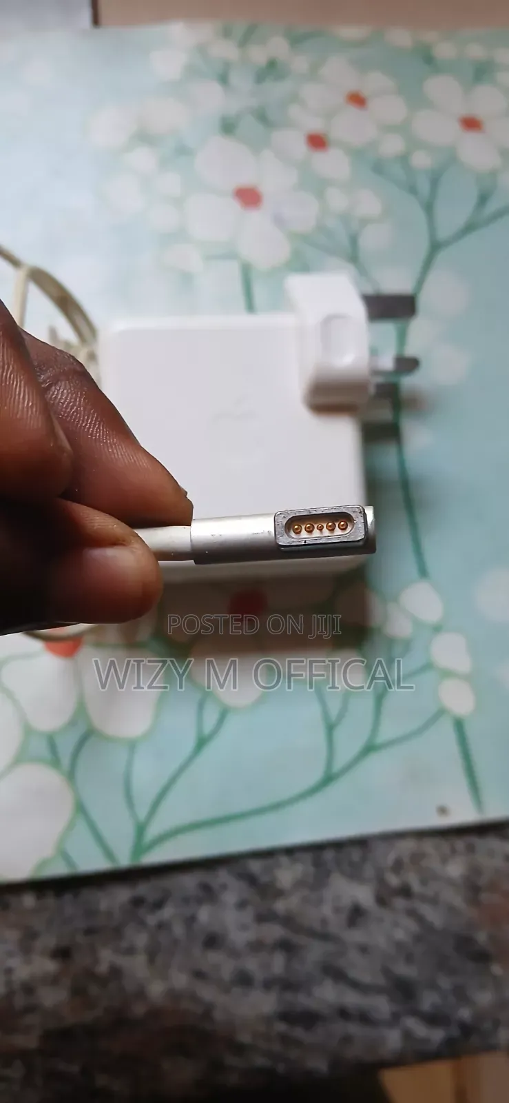 Apple Mac Book Charger