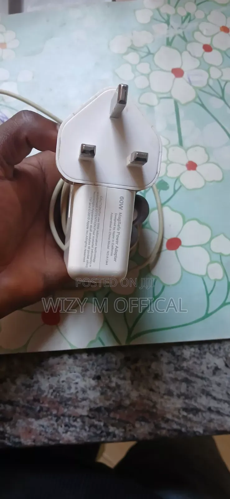 Apple Mac Book Charger