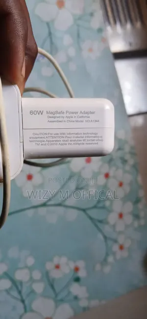 Apple Mac Book Charger