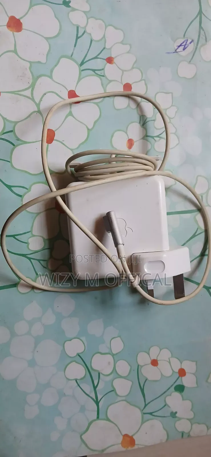 Apple Mac Book Charger