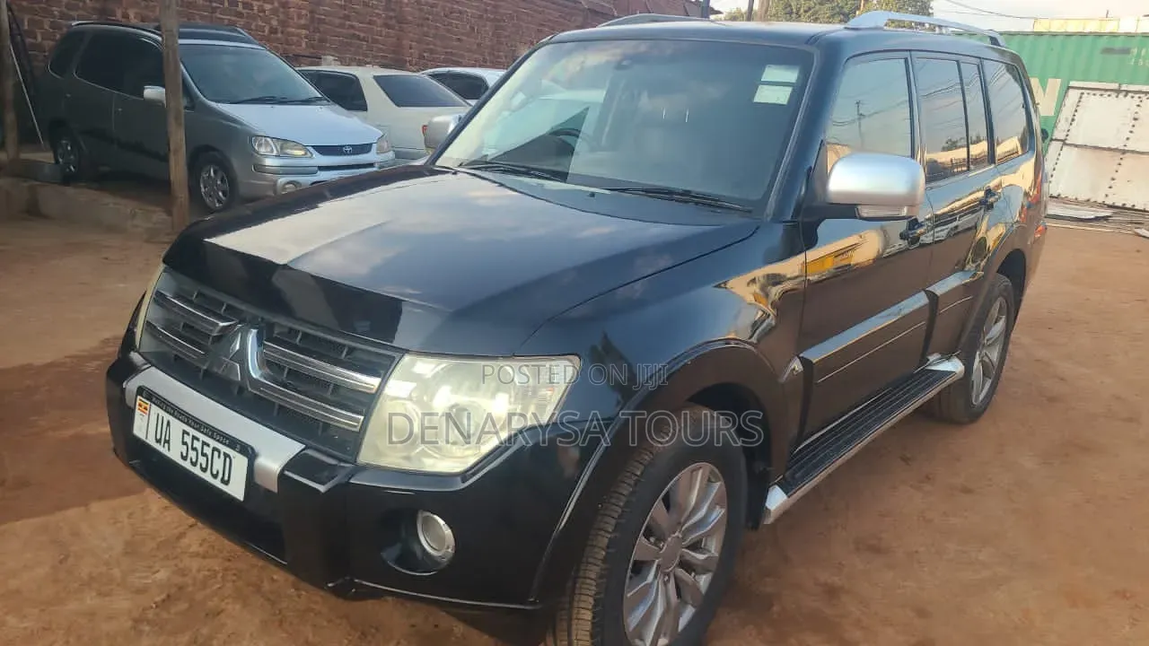 Mitsubishi Pajero 2013