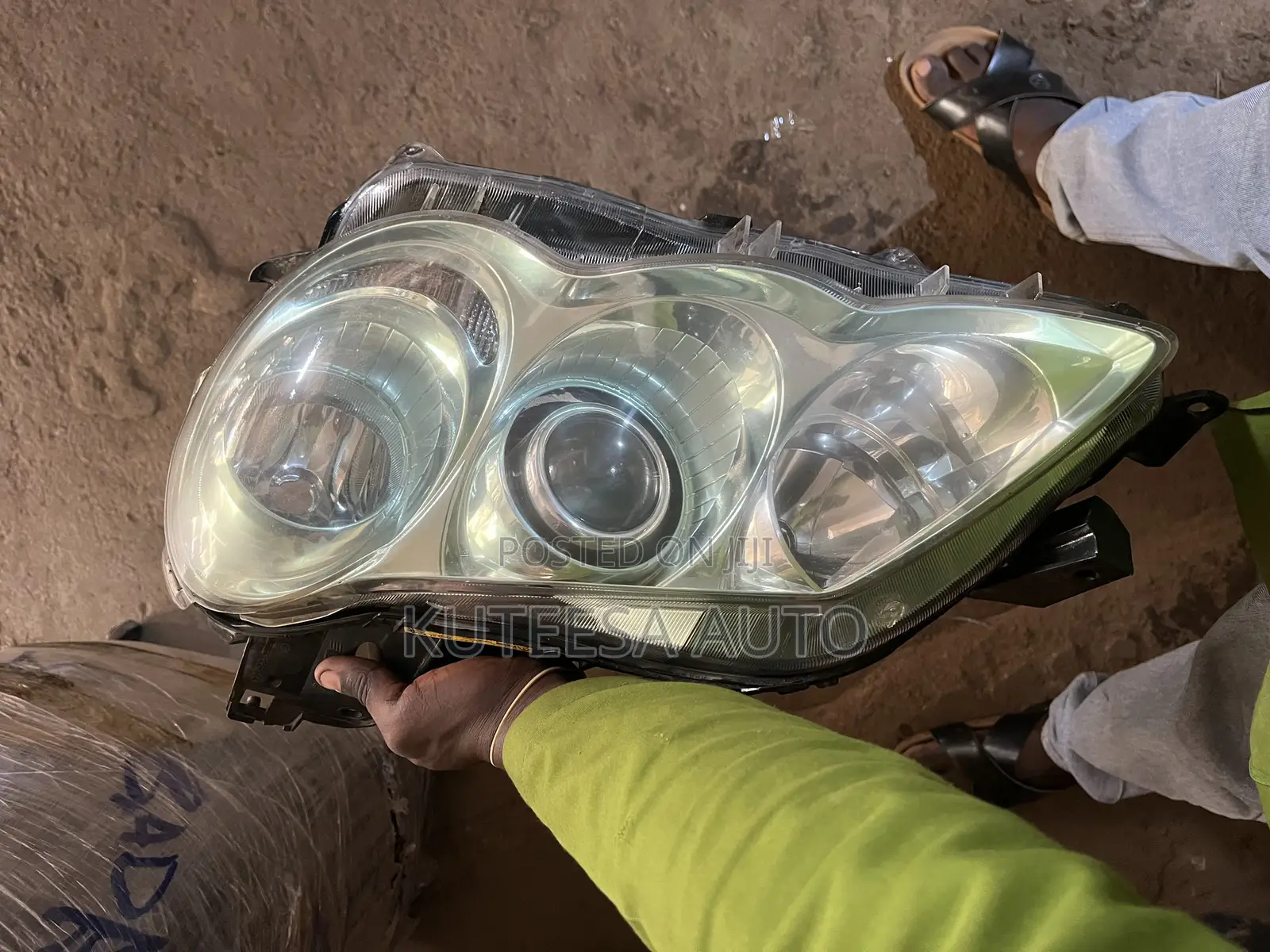 Mark X 2008 Headlight