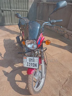 Bajaj CT 125X 2025 Red