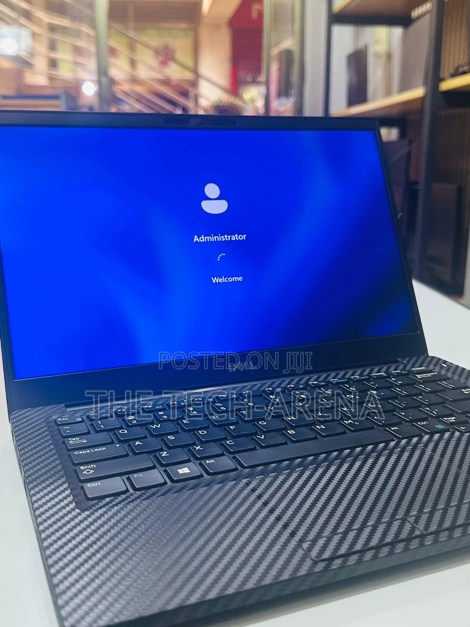 Laptop Dell Latitude 7390 8GB Intel Core i7 SSD 256GB