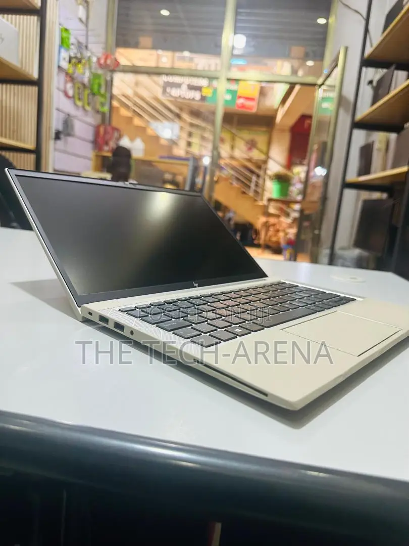 Laptop HP EliteBook 830 G8 16GB Intel Core i7 SSD 512GB