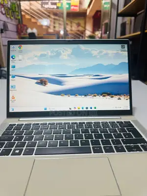 Laptop HP EliteBook 830 G8 16GB Intel Core i7 SSD 512GB