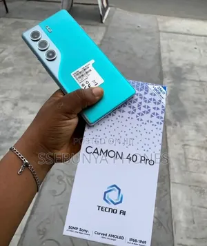 New Tecno Camon 40 Pro 5G 256 GB Green