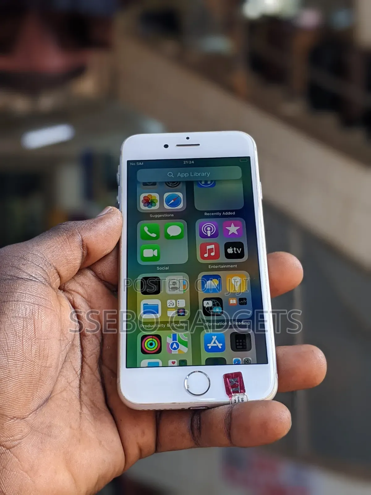 Apple iPhone 8 64 GB White