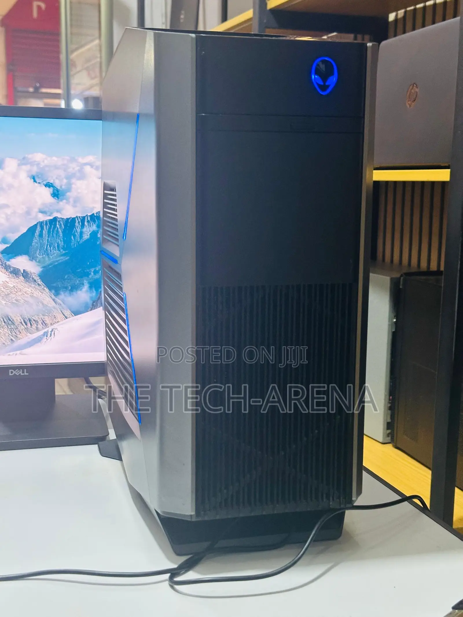 New Dell Alienware Aurora R12 16GB Intel Core i7 SSD 1T