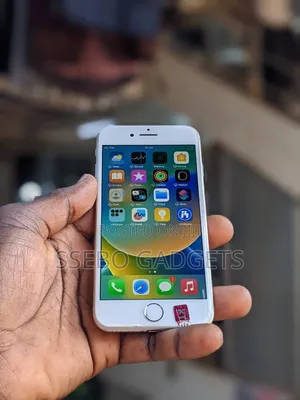 Apple iPhone 8 64 GB White