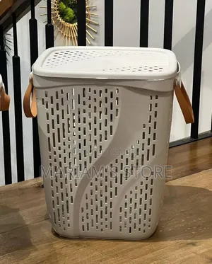Plastic Laundry Basket With a Curved Pattern for Ventilation