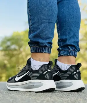 Nike Vomero 18 Gore-Tex