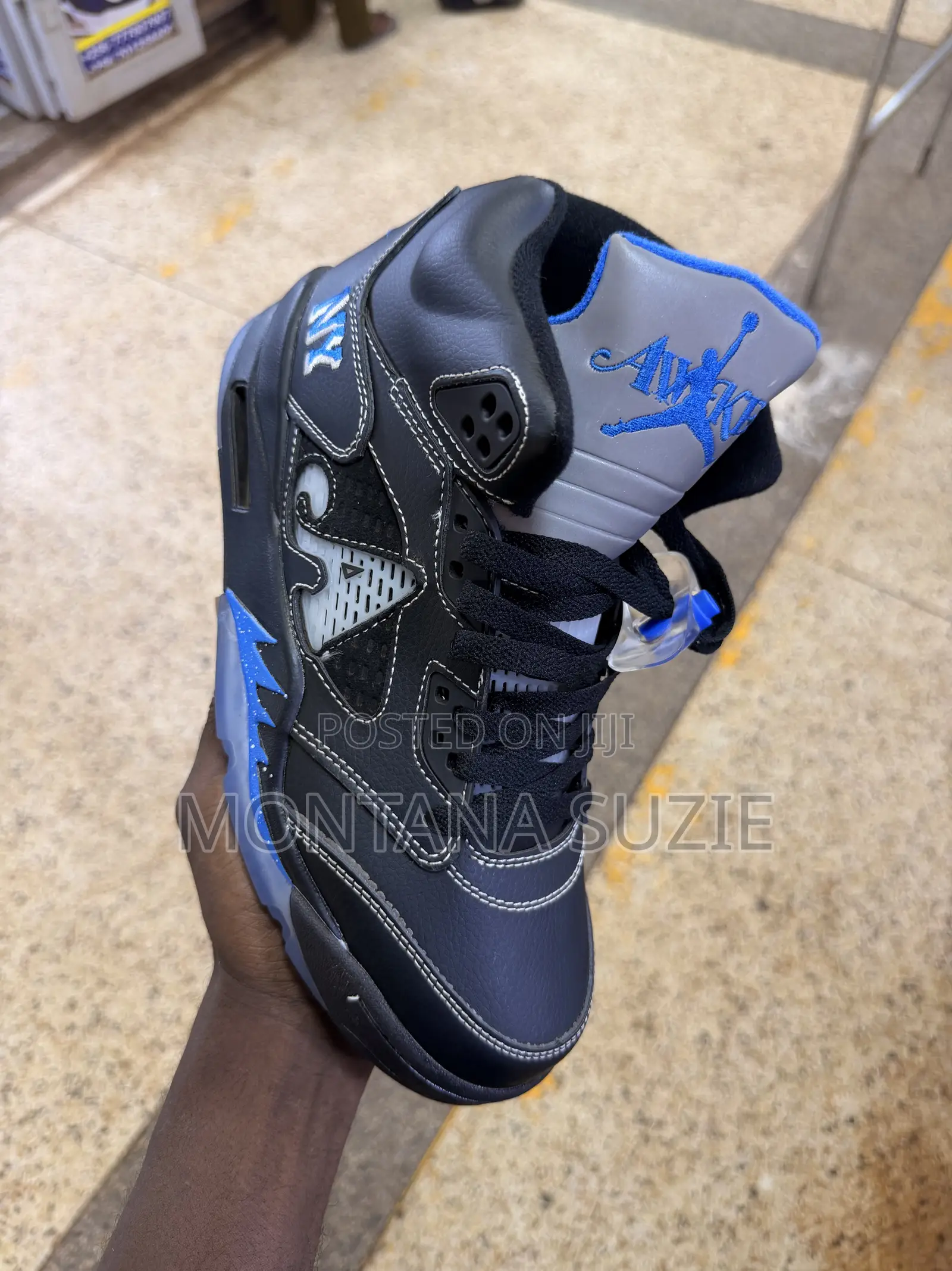 Jordan 5 Awake