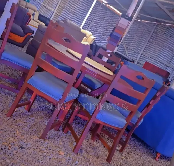 6 Sitters Dinning Table