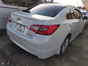 Subaru Legacy 2012 White