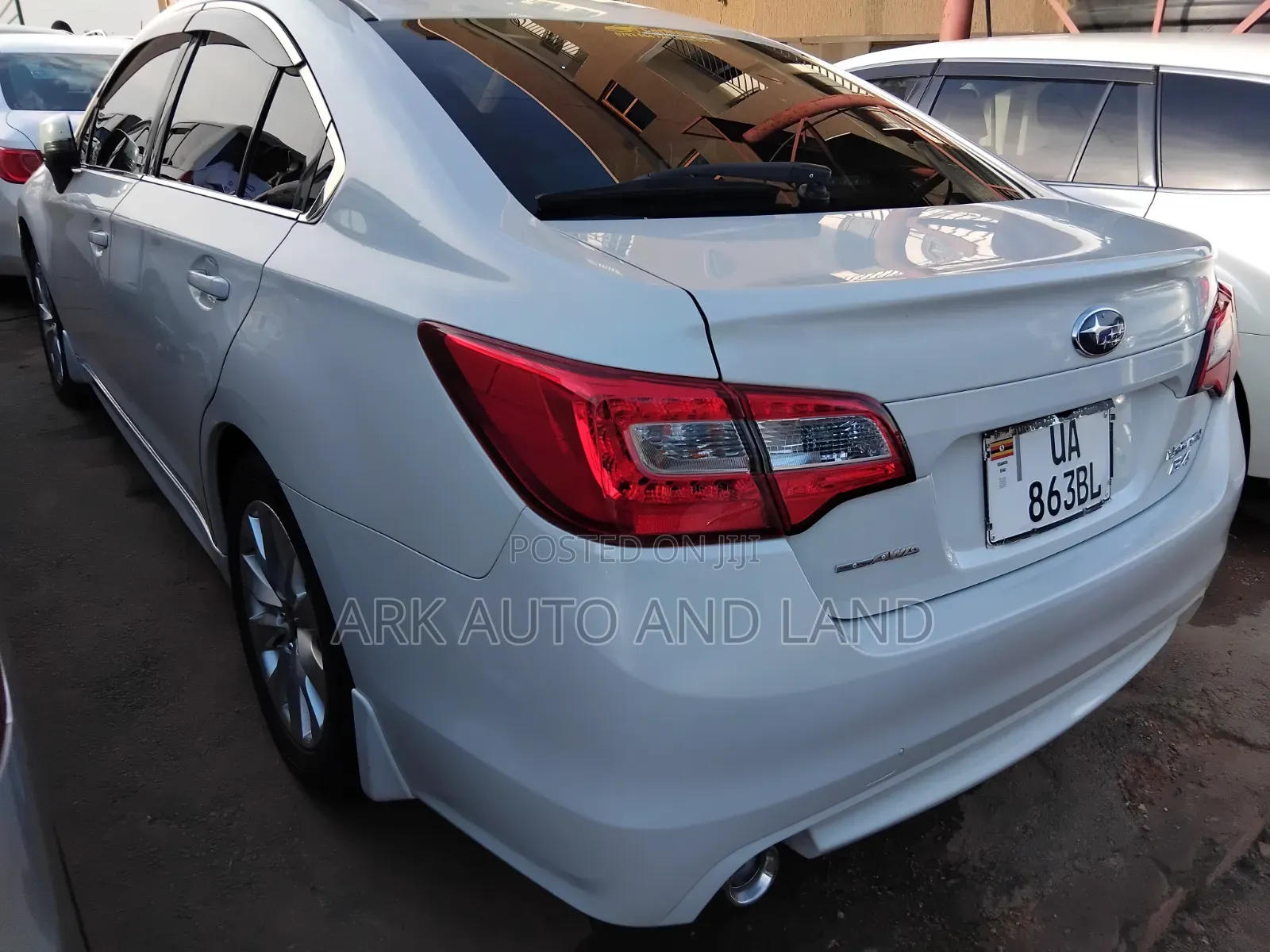 Subaru Legacy 2012 White