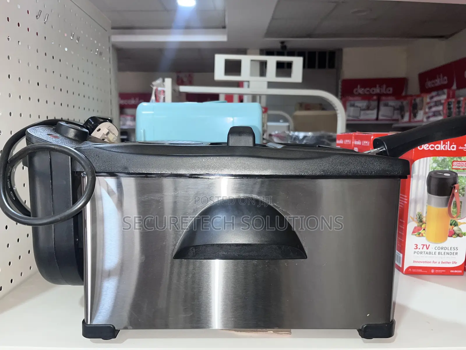 Decakila 3.0 Litres Deep Fryer, 2000 Watt, KEEC056M