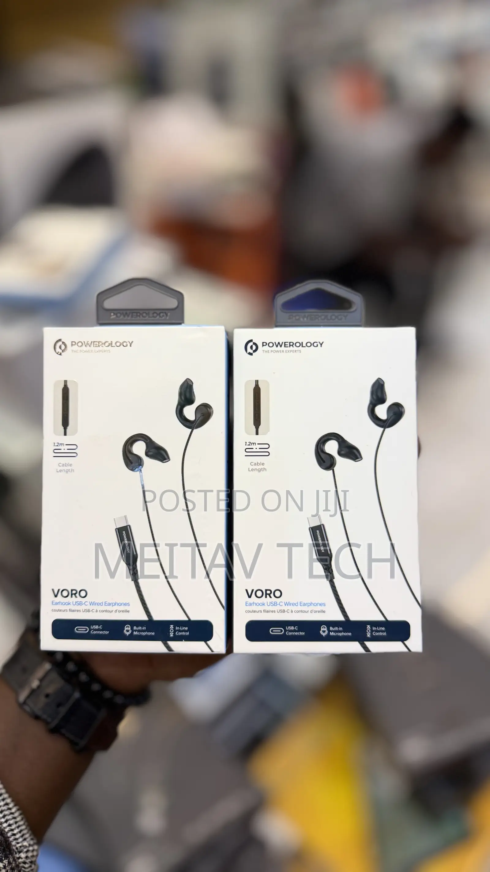 Powerology Voro Earhook USB C Clip-on Wired Earphones