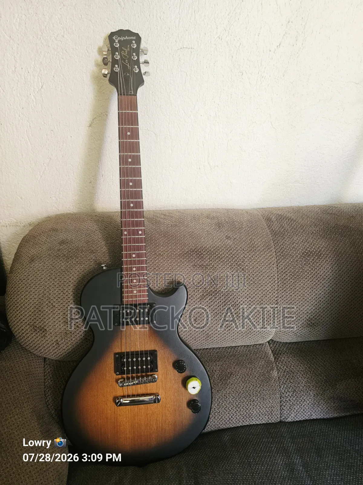 Collection:Epiphone Les Paul Electric Guitars