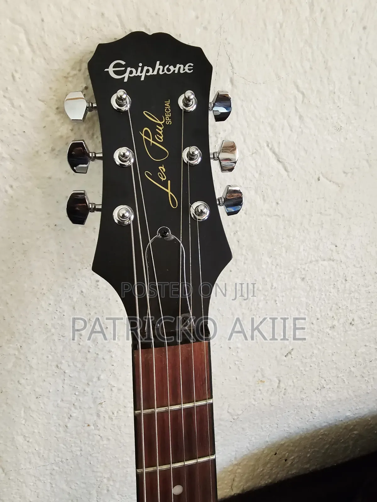 Collection:Epiphone Les Paul Electric Guitars