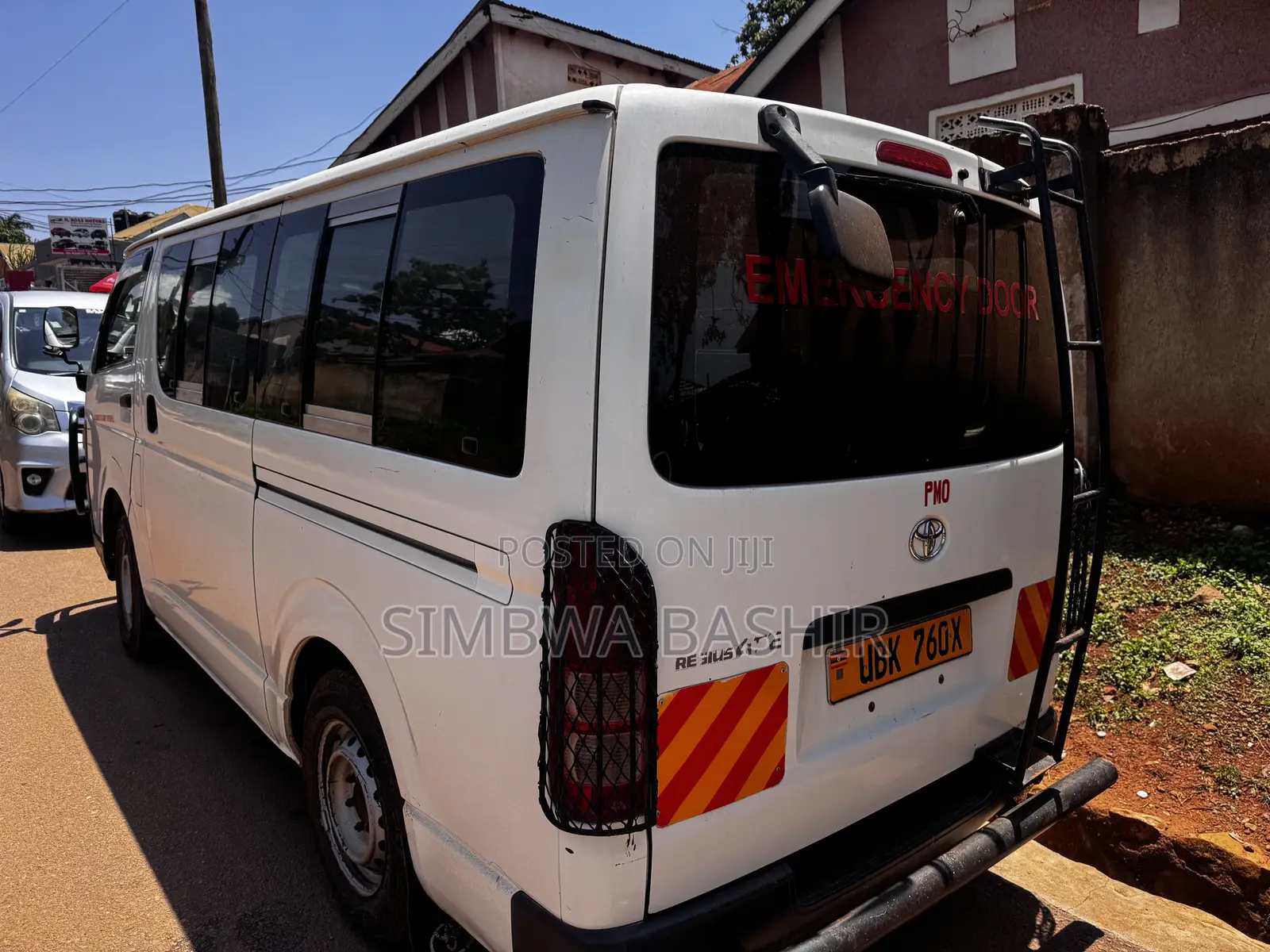 Toyota HiAce 2010 White