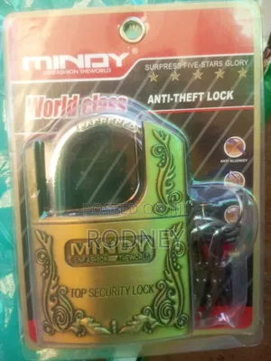 Mindy Gold Padlock