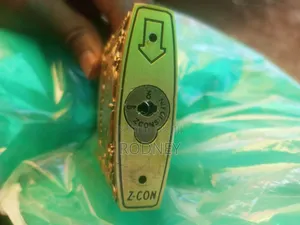 Mindy Gold Padlock