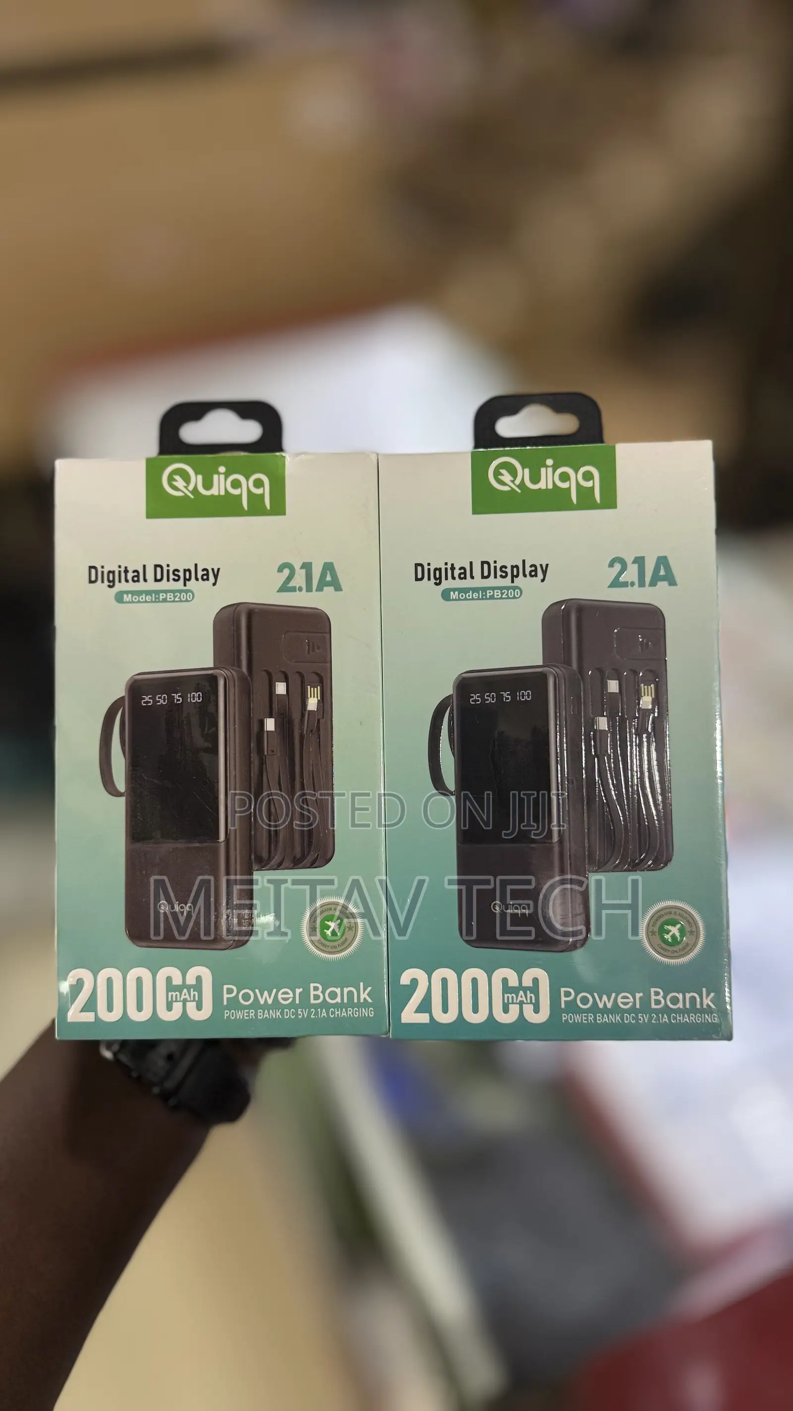 Quiqq Digital Display PB200 Is a 20000mAh Power Bank