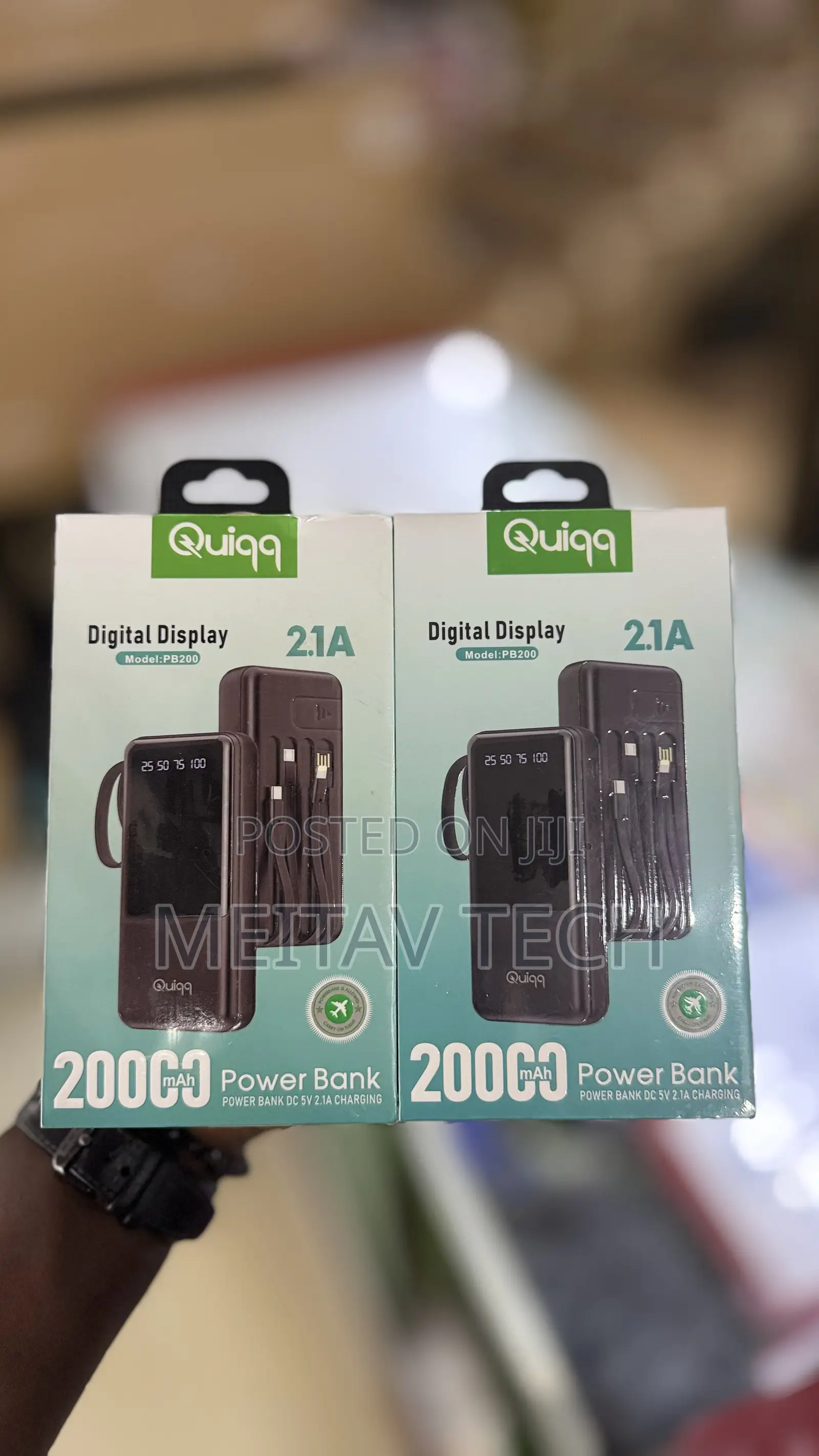 Quiqq Digital Display PB200 Is a 20000mAh Power Bank