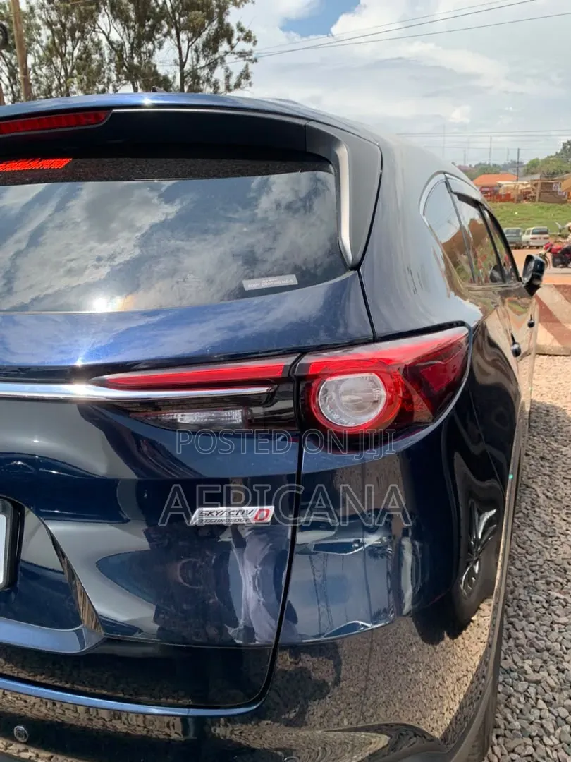 Mazda CX-8 2017 Blue