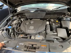 Mazda CX-8 2017 Blue