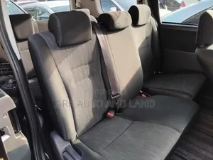 Toyota Noah 2012 Purple