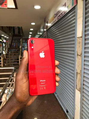 Apple iPhone XR 64 GB Red