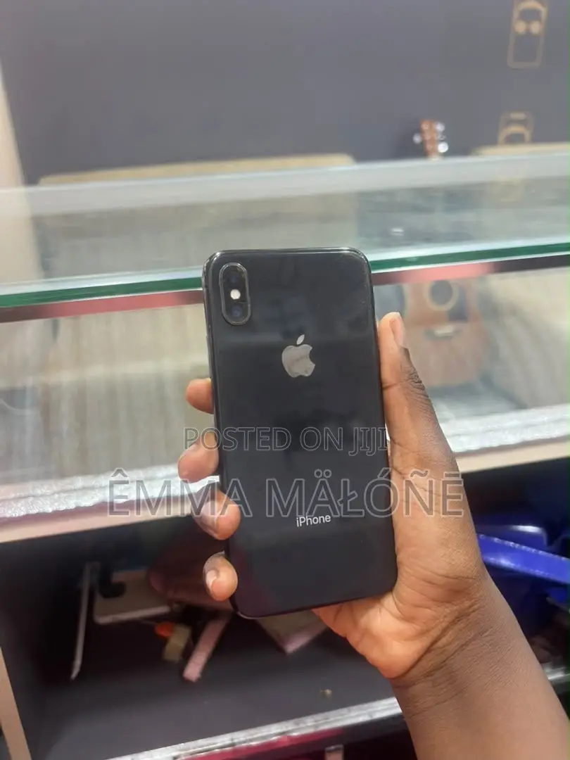 Apple iPhone X 64 GB Black