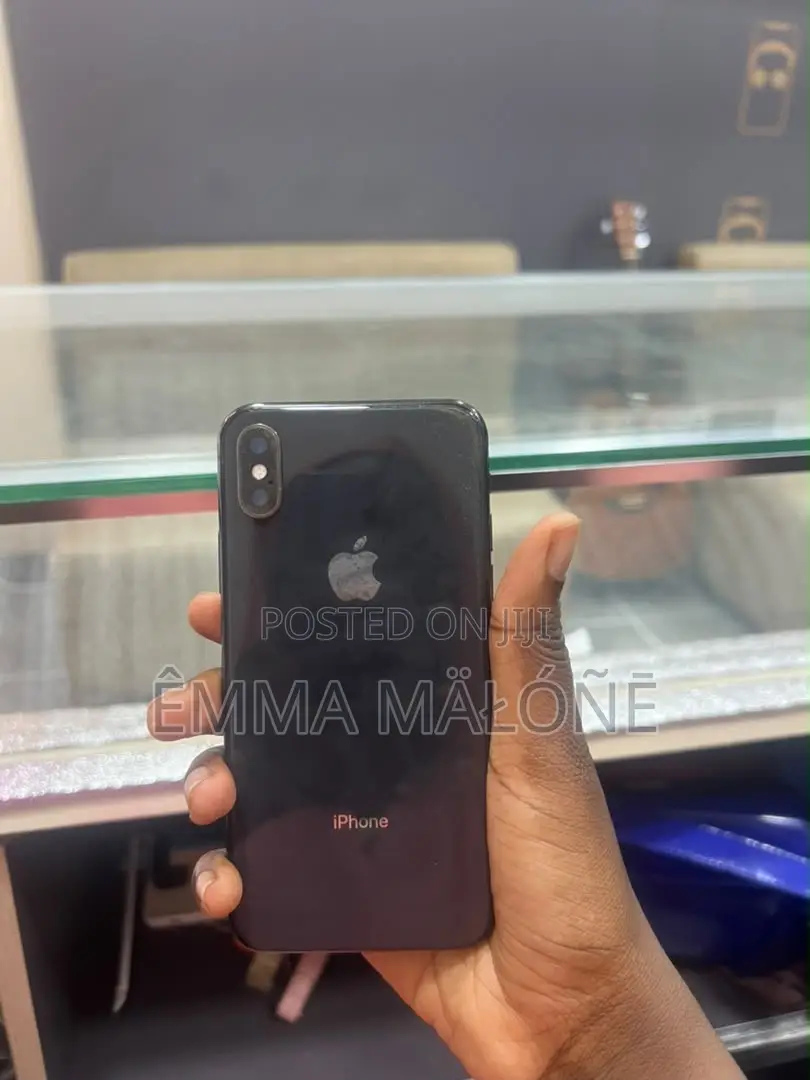 Apple iPhone X 64 GB Black