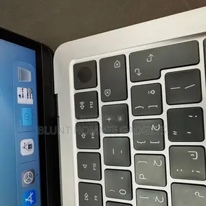 Laptop Apple MacBook Air 2024 M3 8GB Apple M3 SSD 512GB
