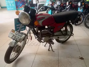 Bajaj Boxer 100 2024 Red