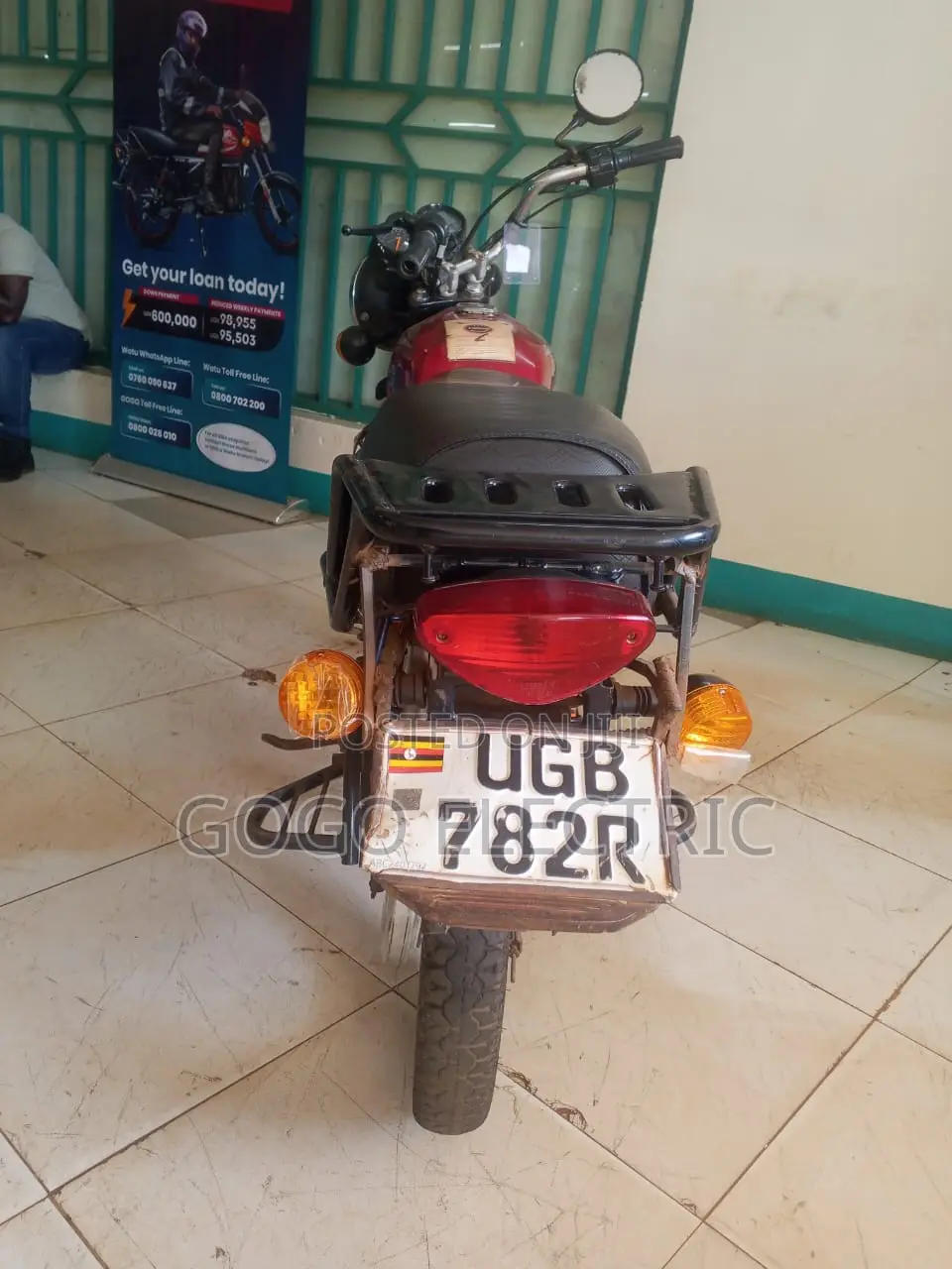 Bajaj Boxer 100 2024 Red