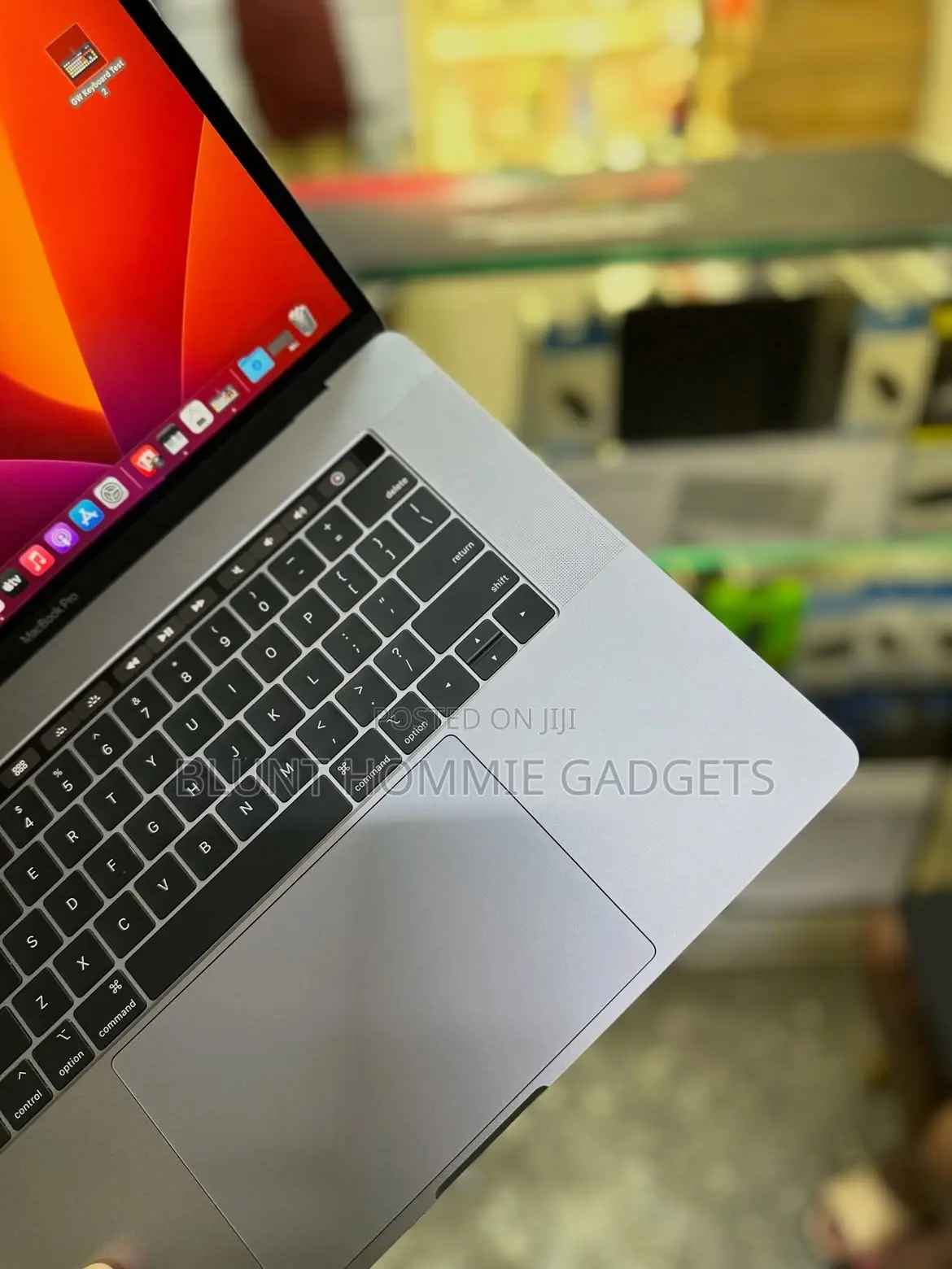 Laptop Apple MacBook Pro 2019 8GB Intel Core i9 SSD 512GB