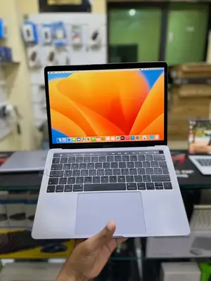 Laptop Apple MacBook Pro 2018 8GB Intel Core i5 SSD 256GB