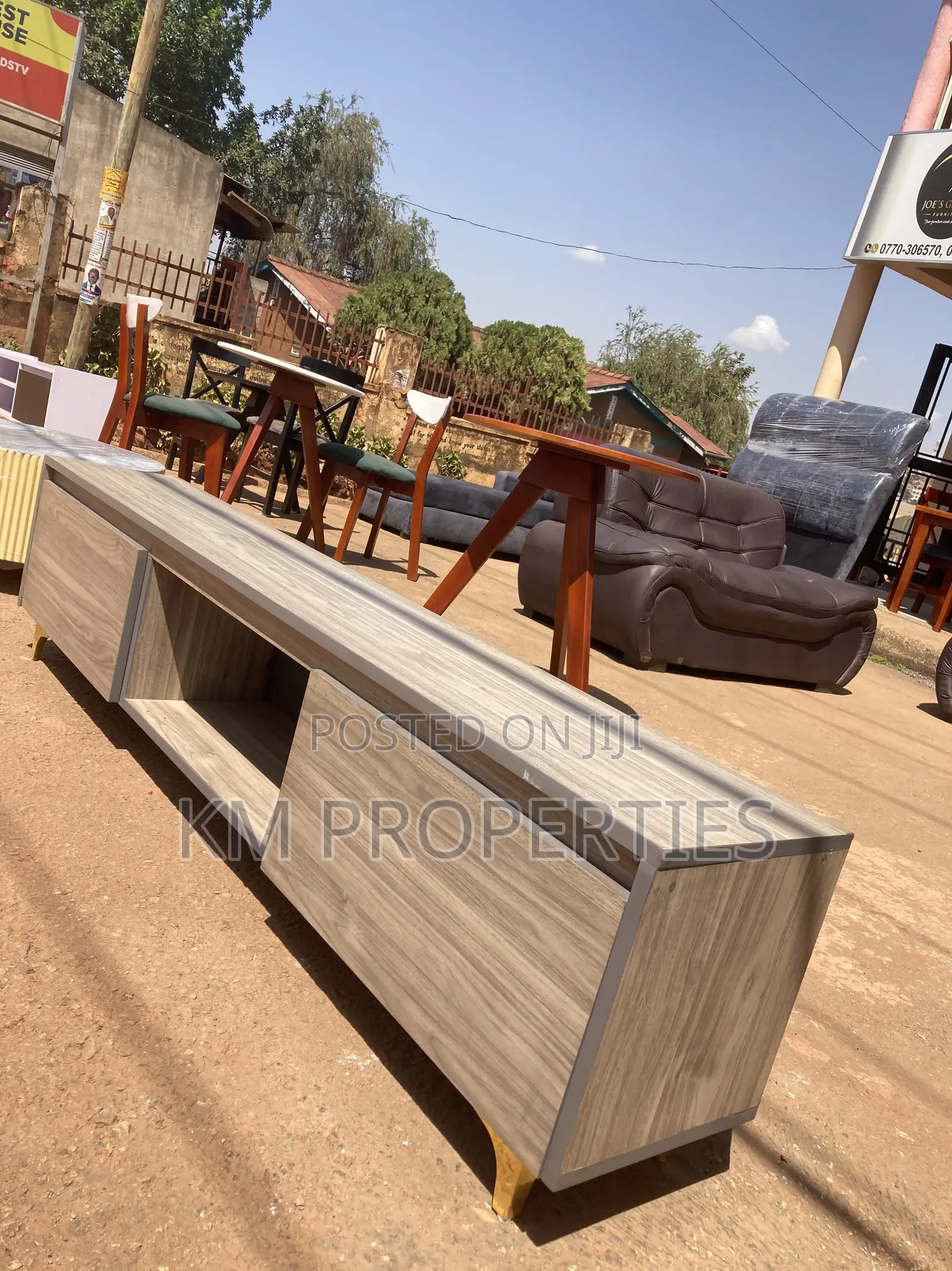 Joe’s Genuine Furniture