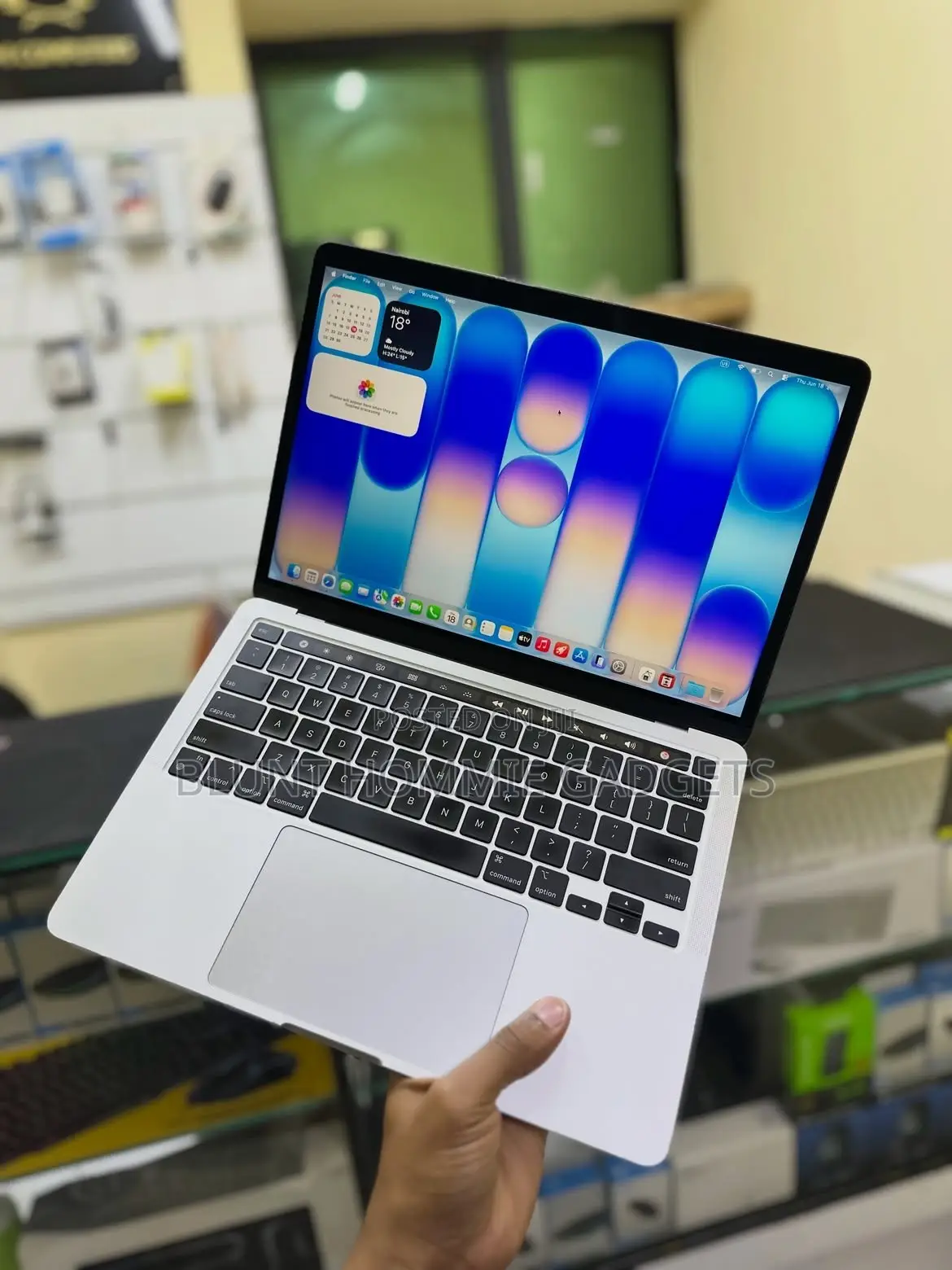 Laptop Apple MacBook Pro 2020 M1 16GB Apple M1 SSD 512GB