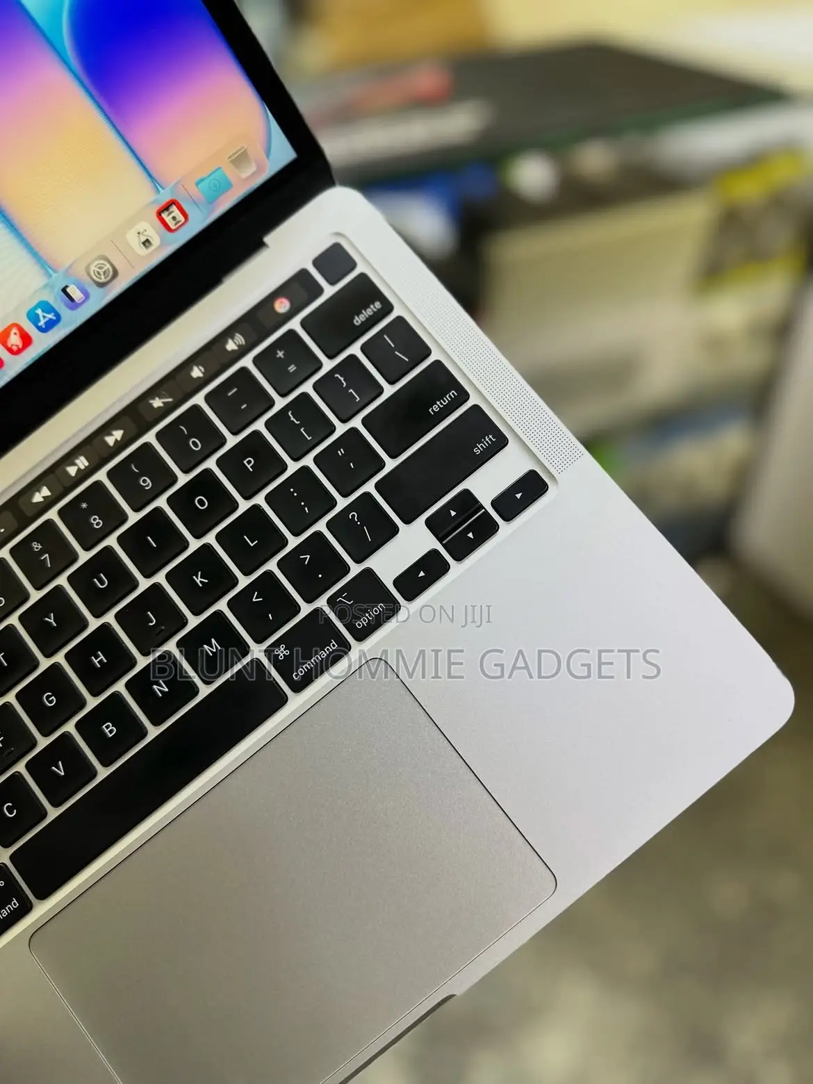 Laptop Apple MacBook Pro 2020 M1 16GB Apple M1 SSD 512GB
