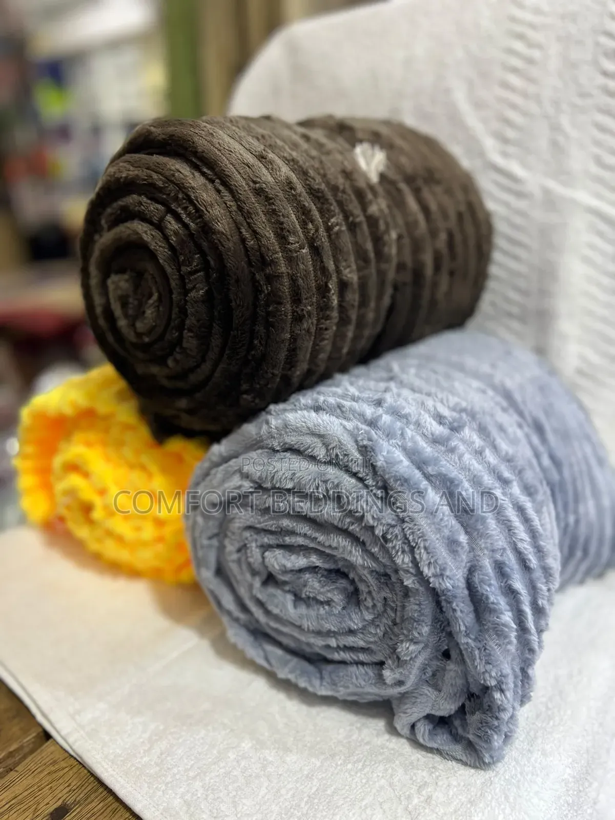 Smother Throw Blankets Coffee Brown