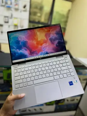 Laptop HP Pavilion 14 x360 2-in-1 8GB Intel Core i7 SSD 256GB