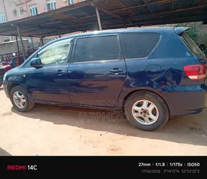 Toyota Ipsum 2000 Blue