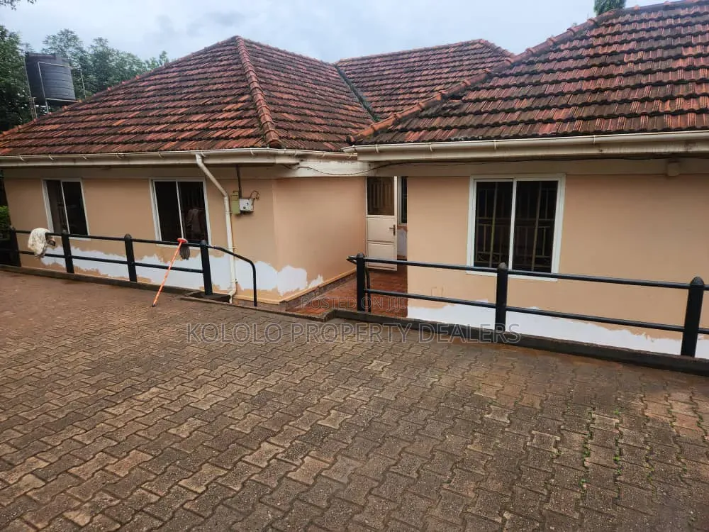 3bdrm Bungalow in Naguru, Central Division for rent