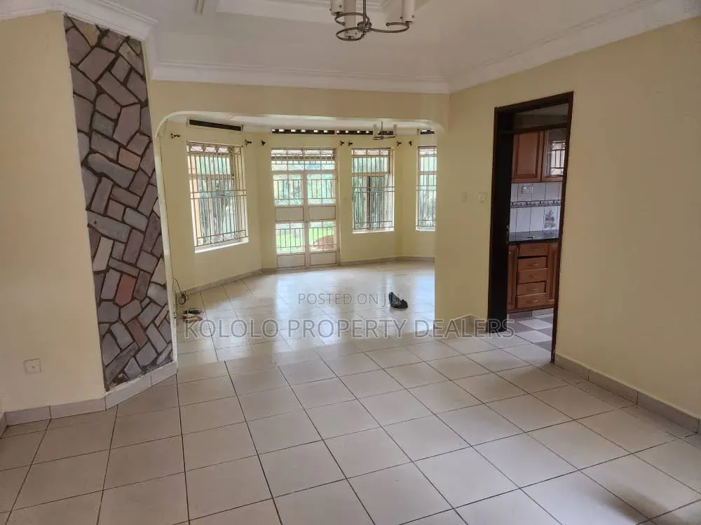 3bdrm Bungalow in Naguru, Central Division for rent