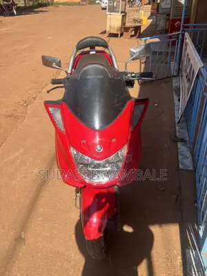 Yamaha Majesty 2015 Red