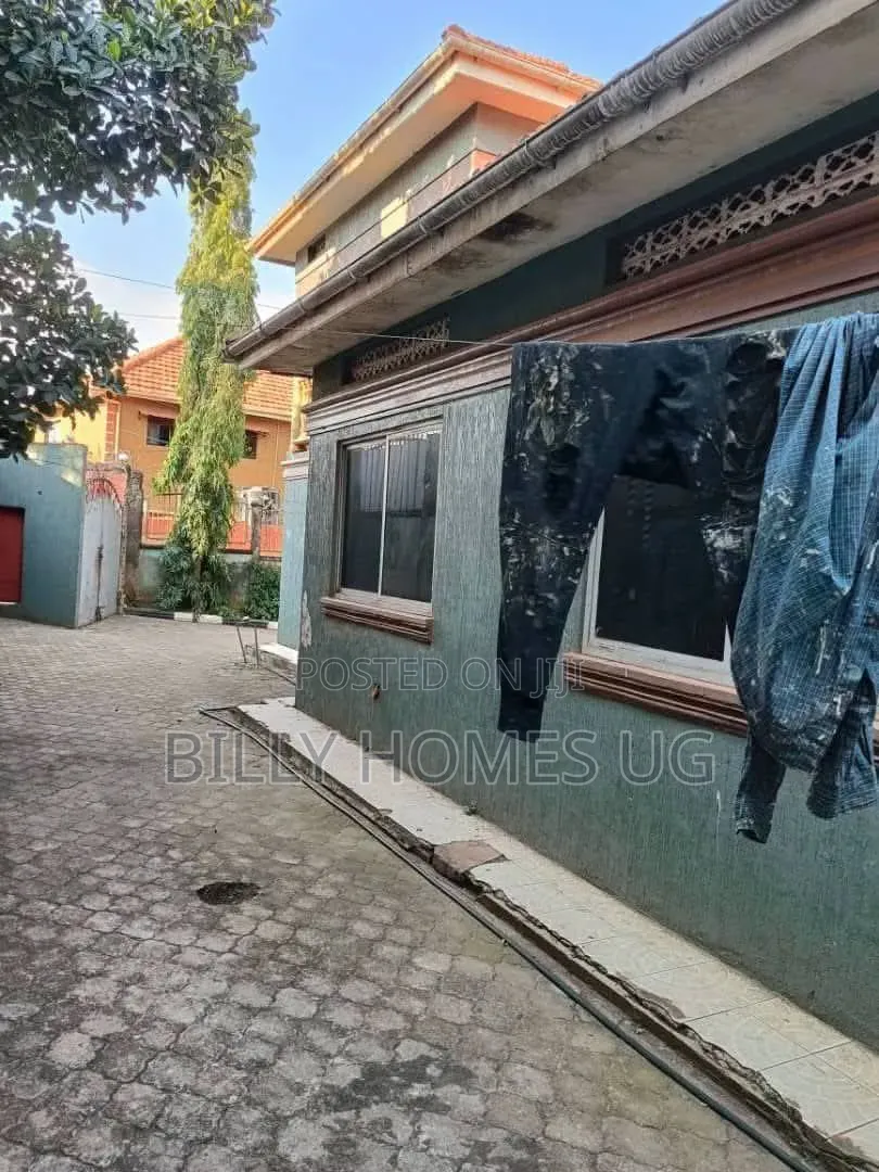 Mini Flat in Makindye for sale